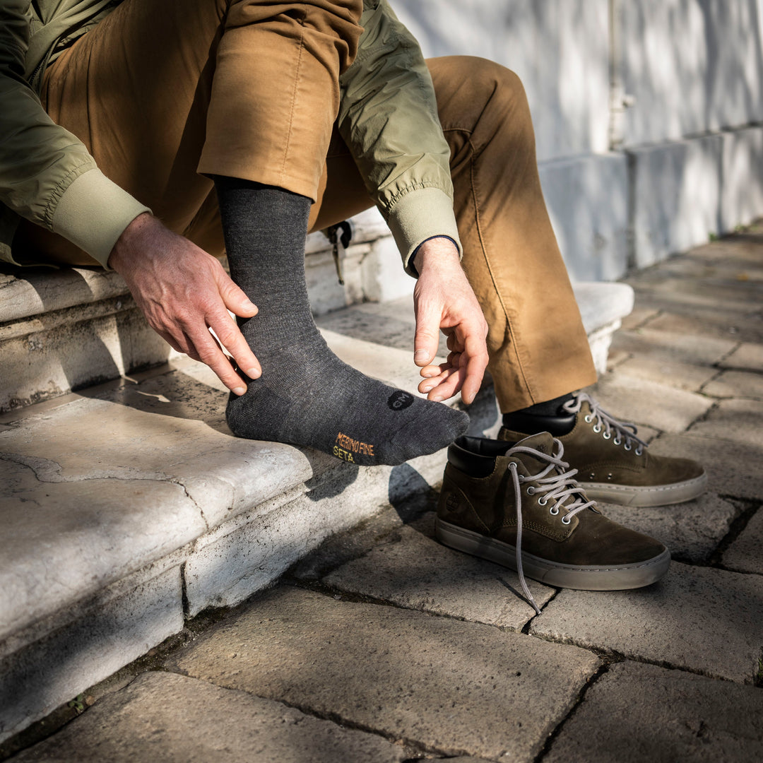 Frencis - Calze Corte Uomo Donna in Lana Alpaca – Calze Termiche Invernali al Polpaccio, Morbide e Traspiranti, Ideali per Trekking e Outdoor - Confezione da 4 Paia - Taglia 35-40 Frencis - Calze Corte Uomo Donna in Lana Alpaca – Calze Termiche Invernali al Polpaccio, Morbide e Traspiranti, Ideali per Trekking e Outdoor - Confezione da 4 Paia - Taglia 35-40